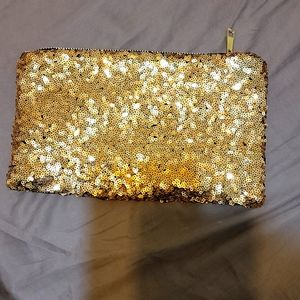 Gold clutch
